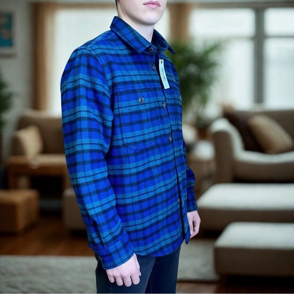 UNTUCKit Men's Navy and Black Checkered CPO Jacket - Picture 4 of 5